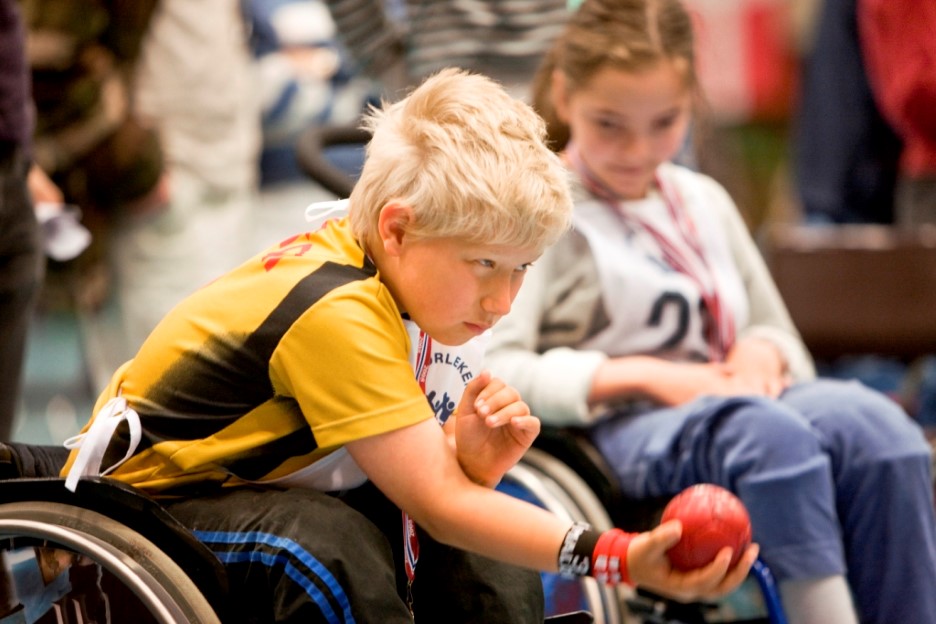 Invitasjon til boccia-dag i Kalneshallen